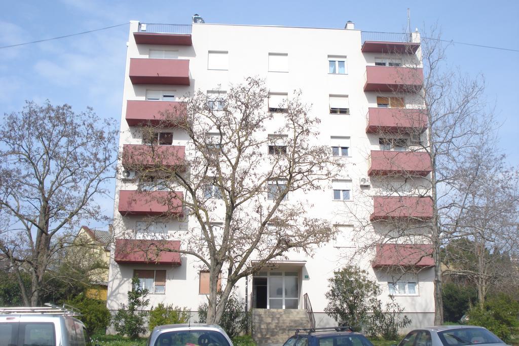 Apartments Katica Pula Exterior foto